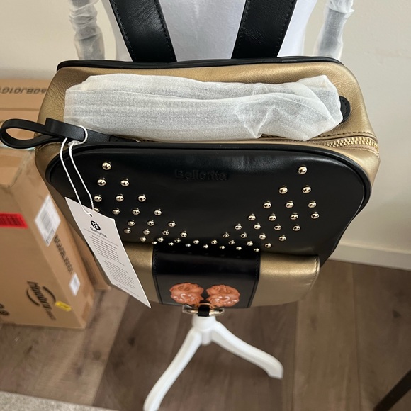 Women’s Bellorita hand painted leather back pack purse - Picture 5 of 7